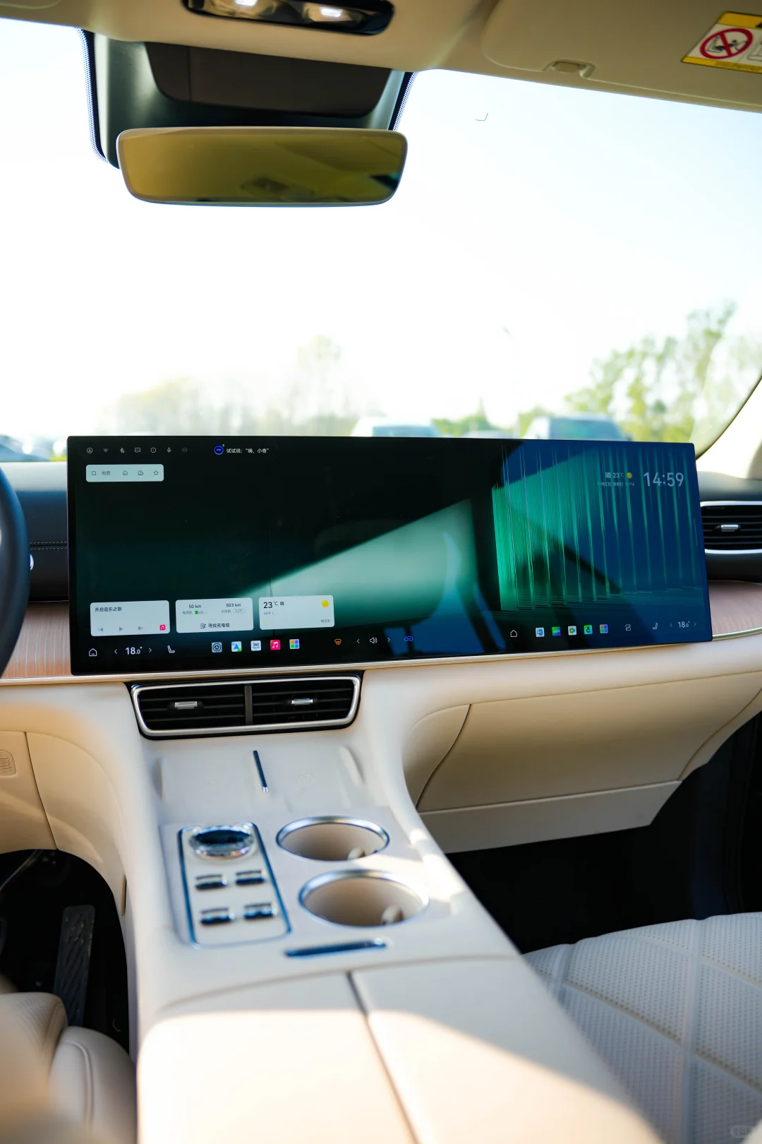 20 万级家用 6 座 SUV，女生开也不费劲！