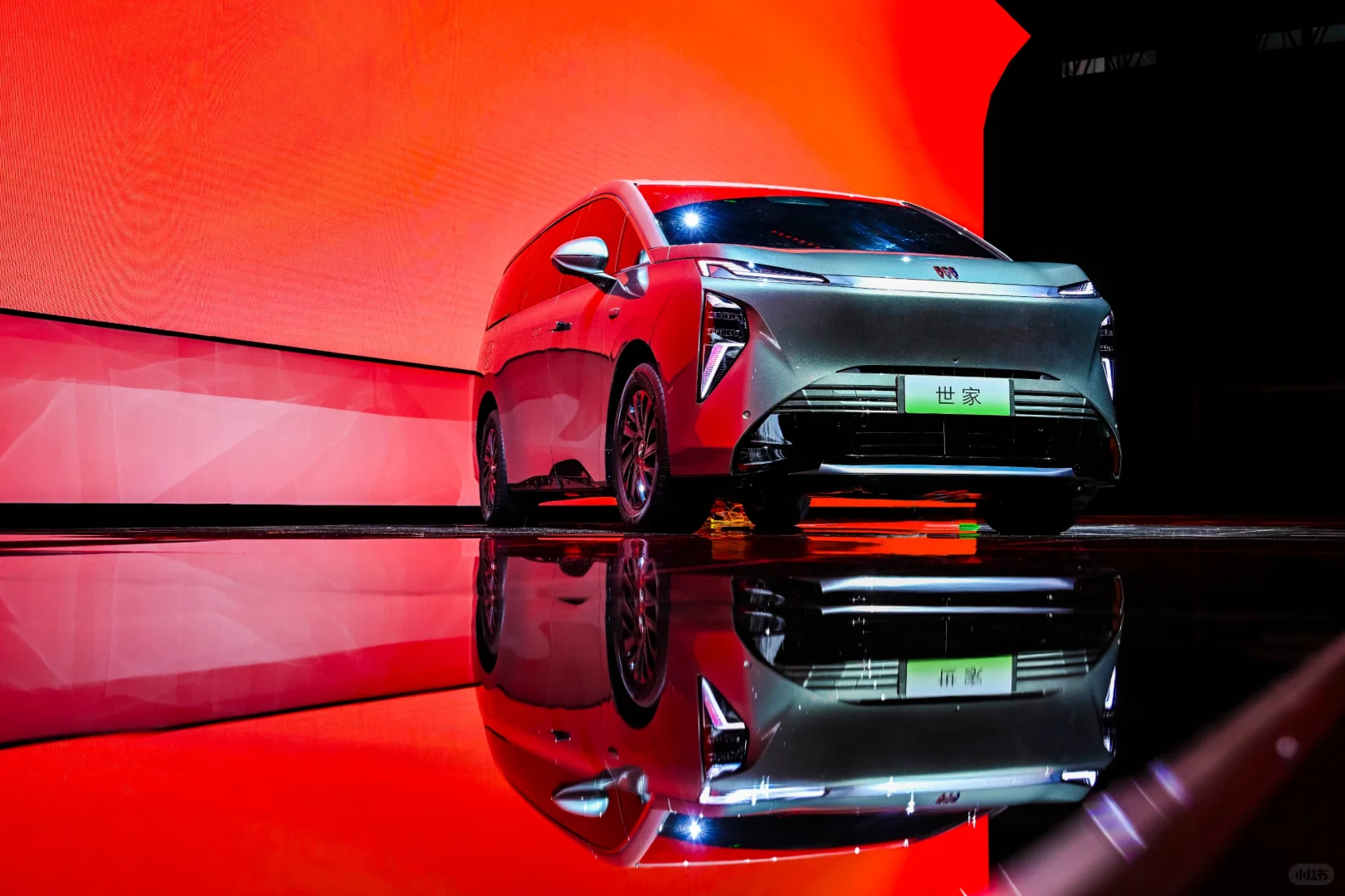 百万级超豪华新能源MPV—别克世家！