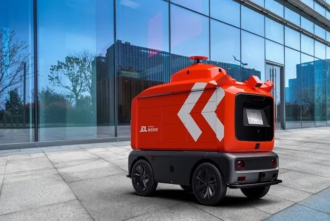 AGI时代加速，自动驾驶重塑汽车与商业