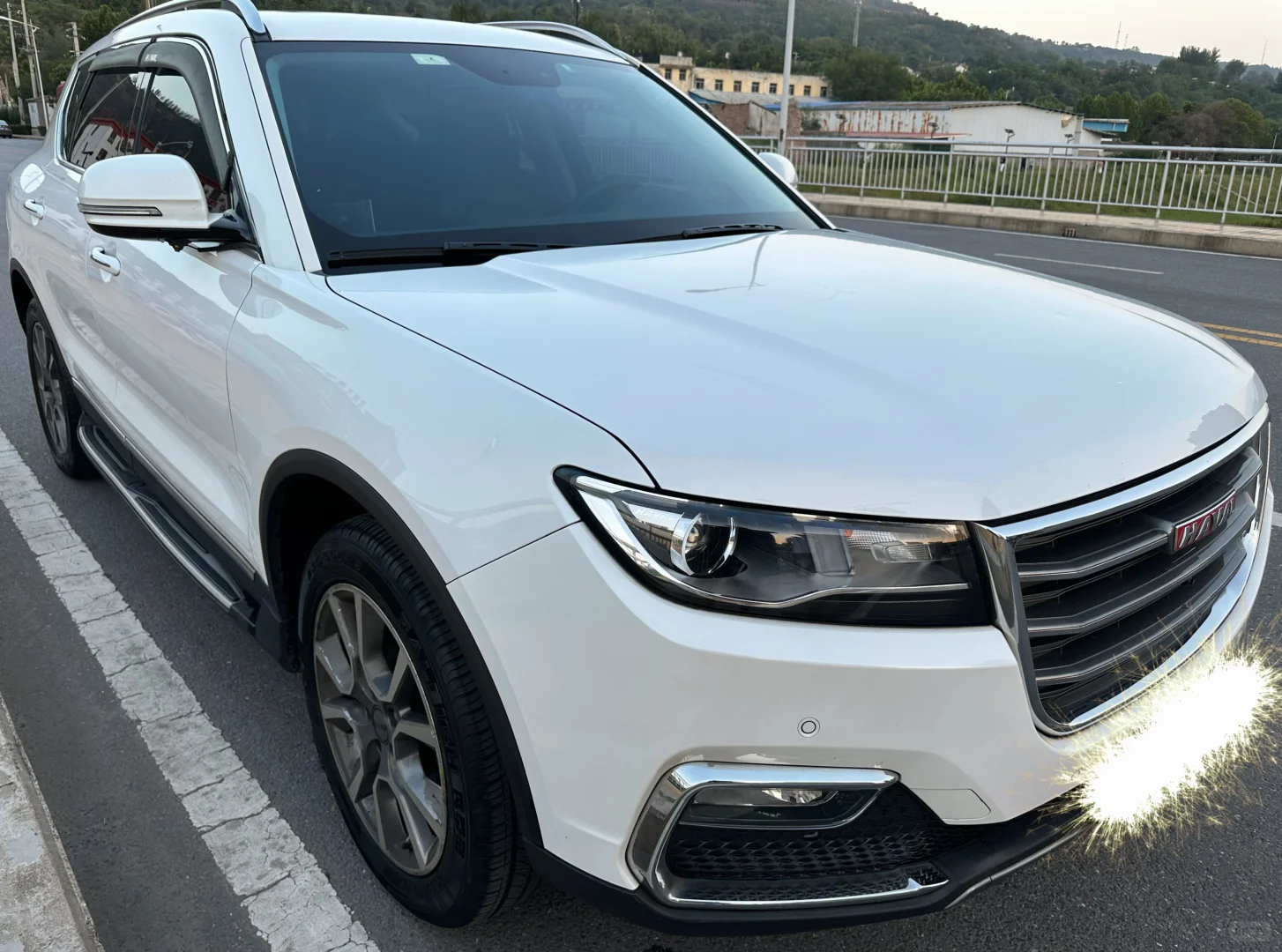 3米多中大型SUV