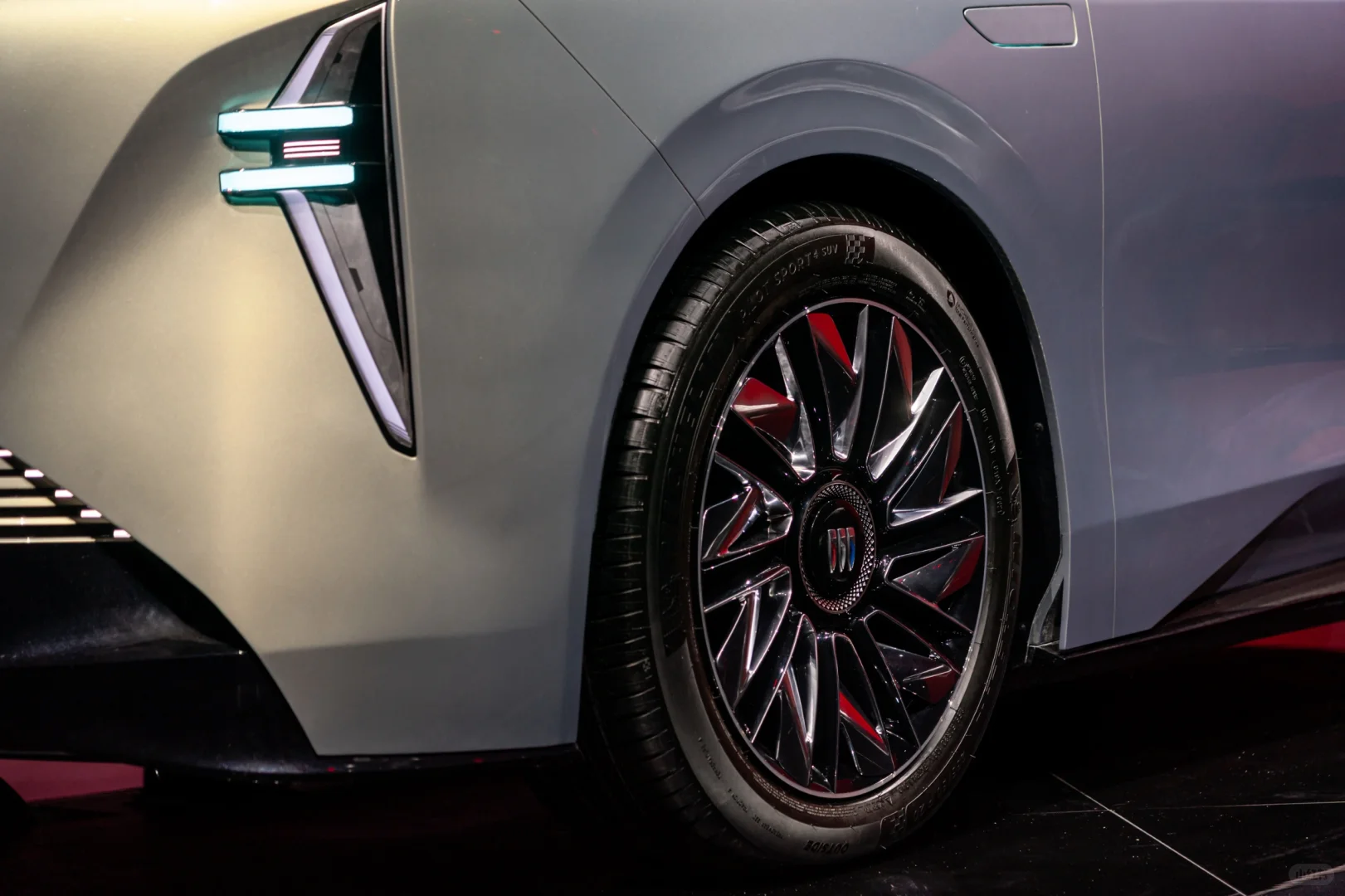 百万级超豪华新能源MPV—别克世家！