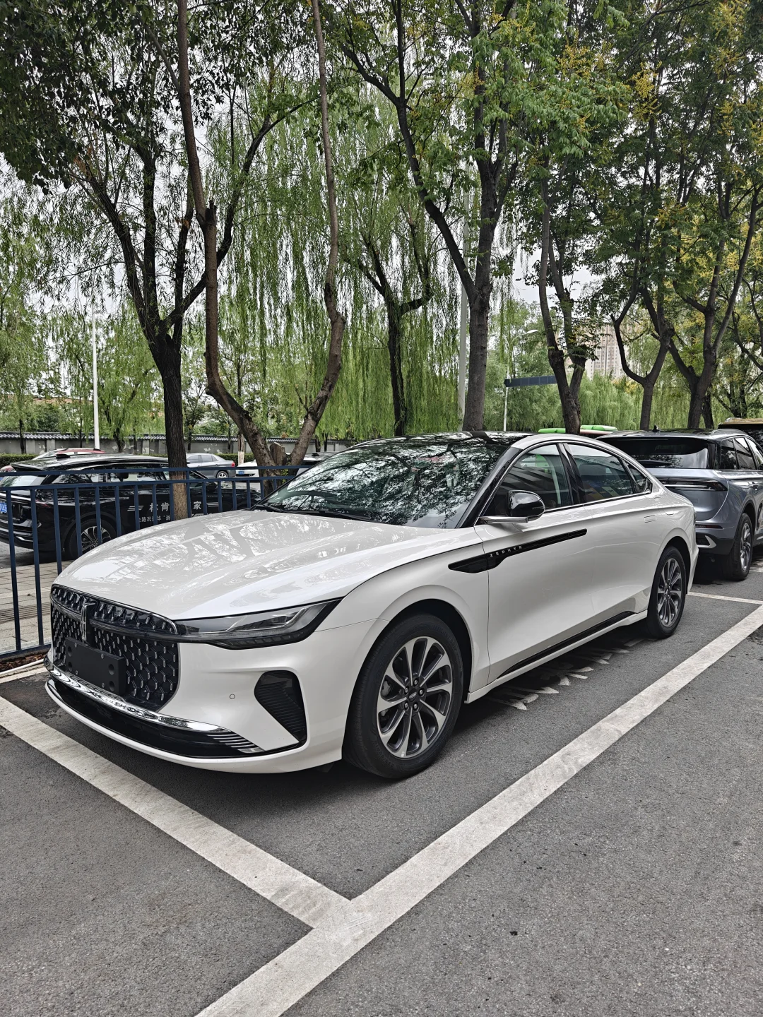 在网友的建议下，最终选它了