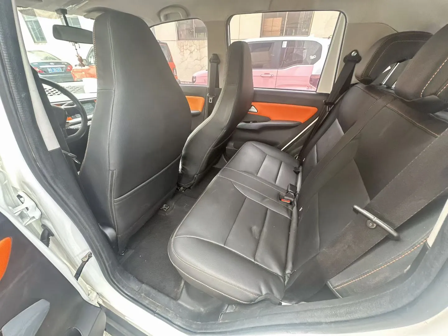 几千块新能源，还是5门，真香