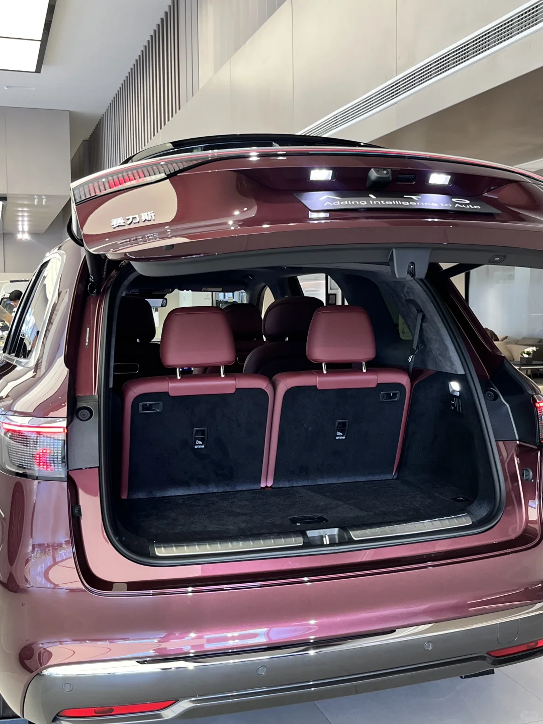 九月买车不纠结就选纯电M8