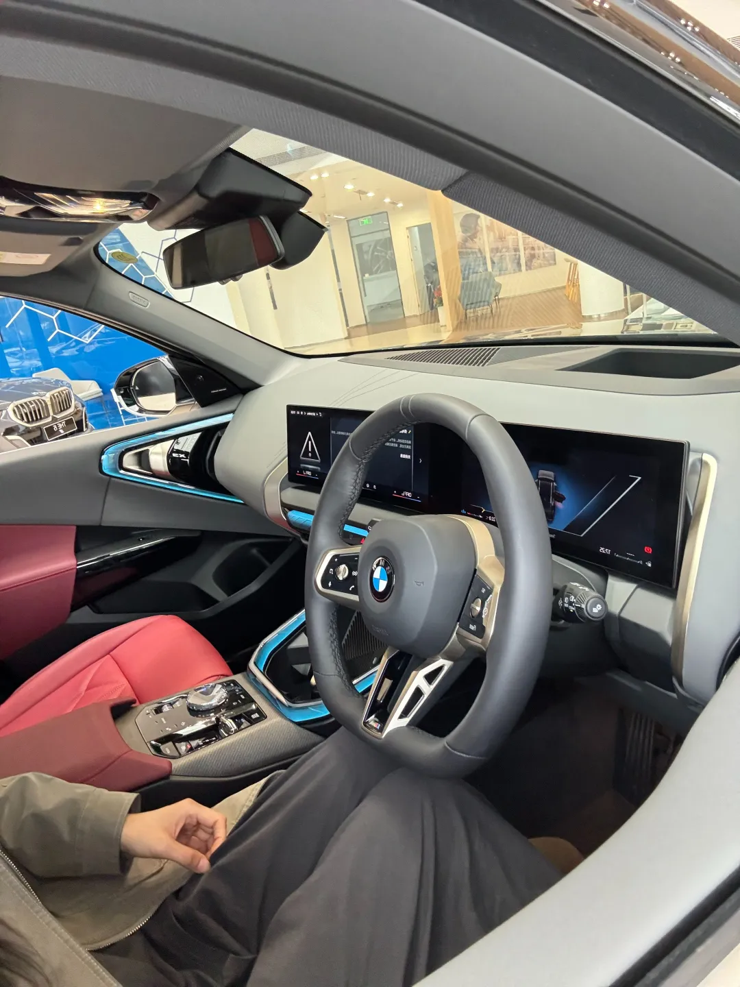 有娃的第一辆SUV定了航海家尊逸混