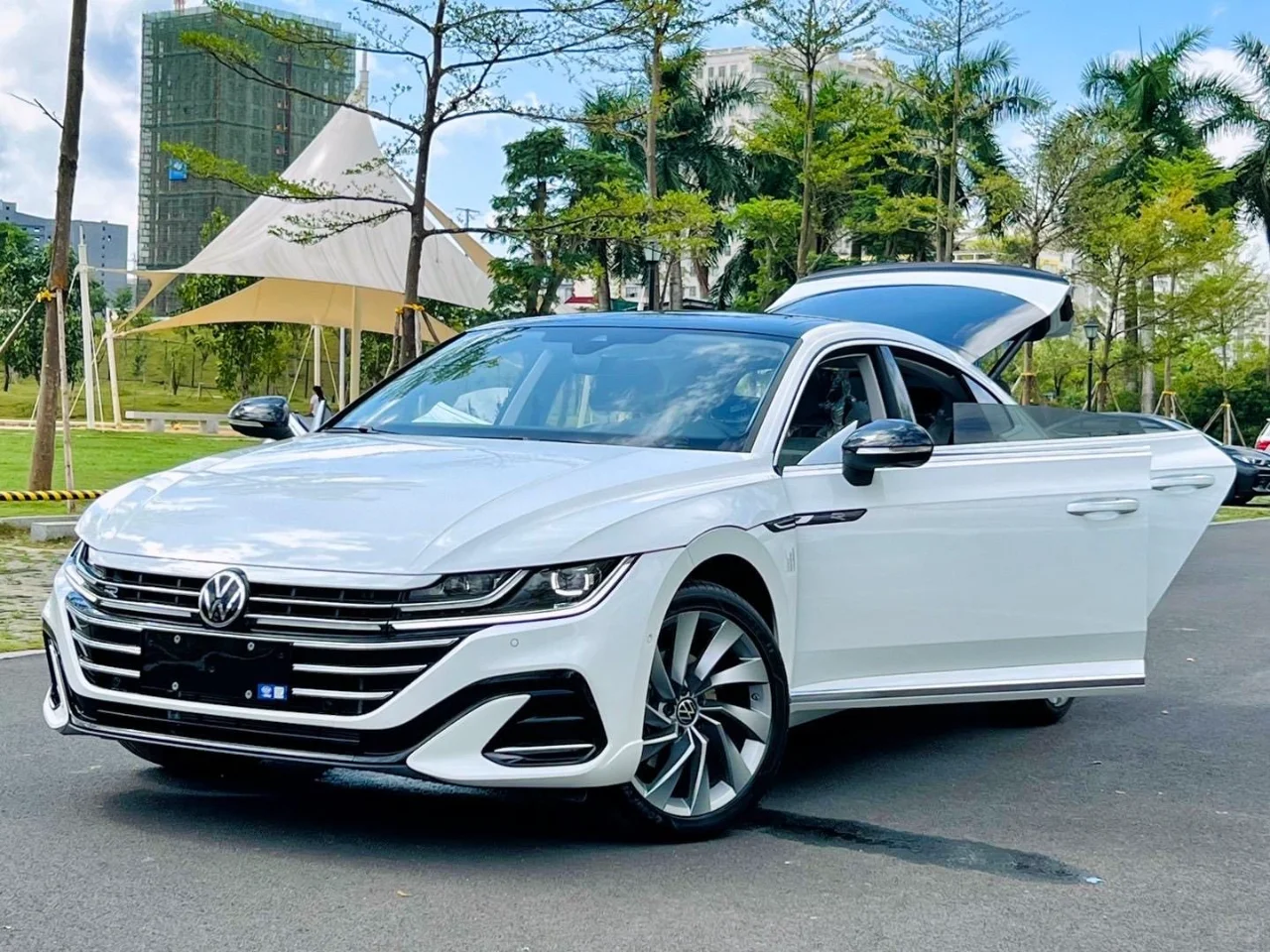 20万左右拿下最美轿跑！还有谁不知道它！