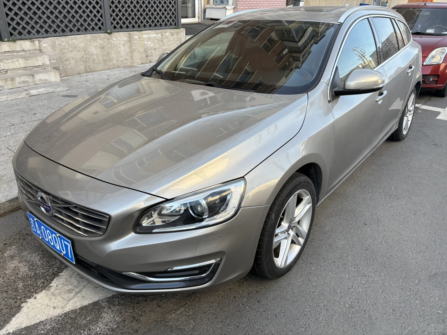 长春卖一个沃尔沃V60 T5 高功率的