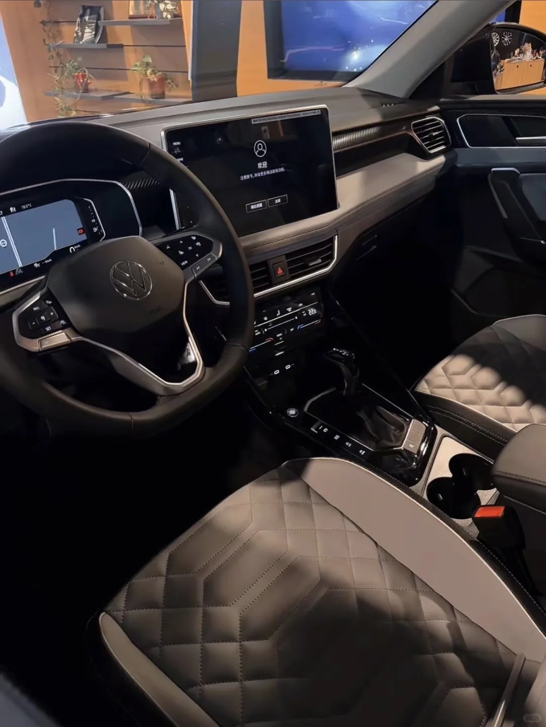 一汽-大众中型SUV探岳众享款性价比如何？?