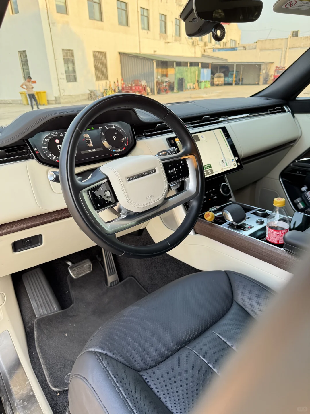 年轻气盛 路虎揽胜，年少轻狂 揽胜加长