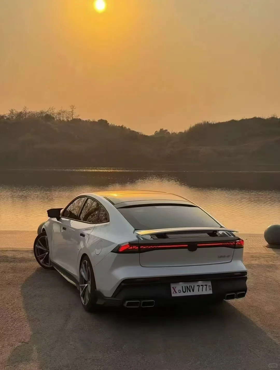 不是我硬夸，univ确实帅啊