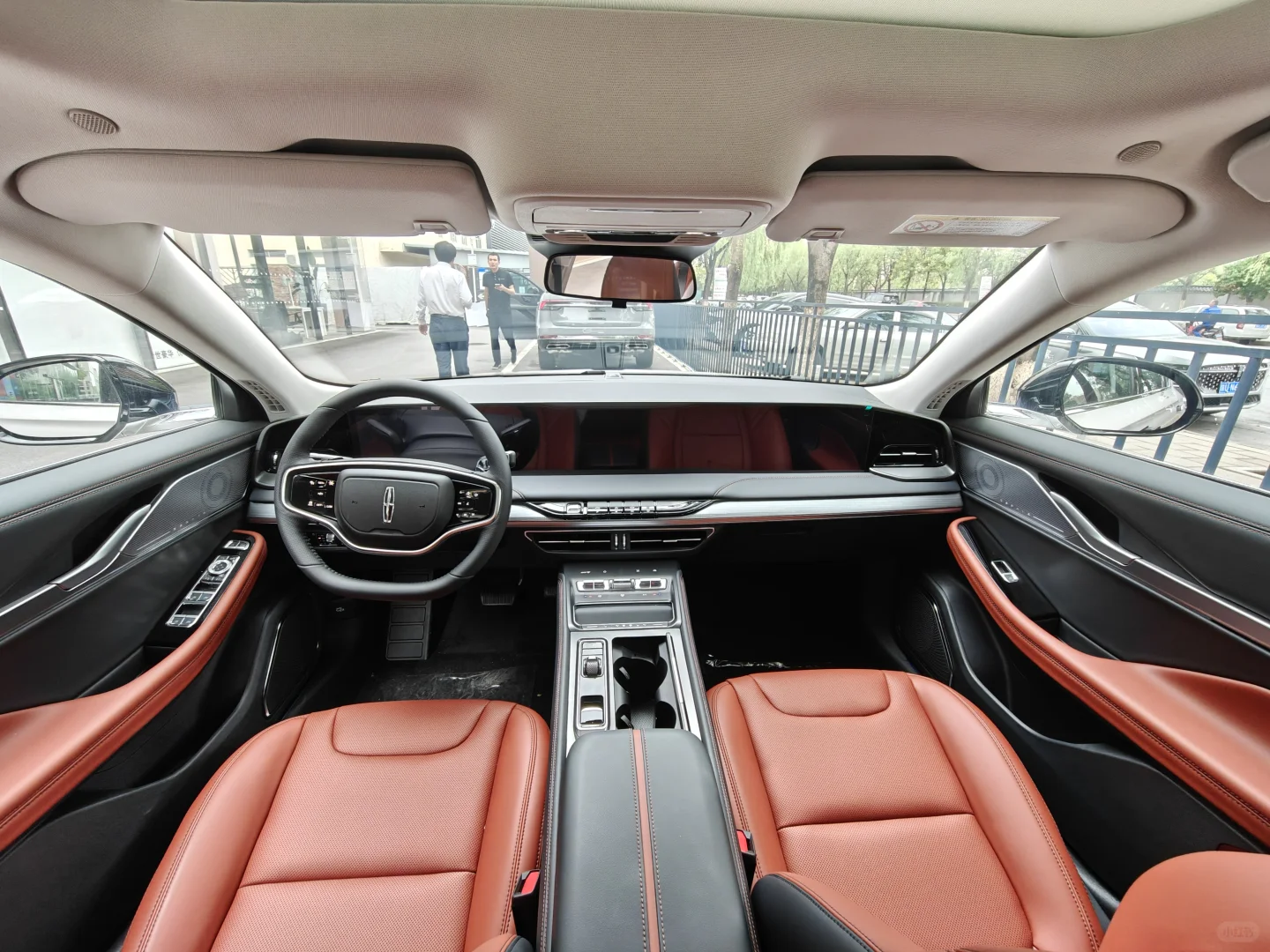 在网友的建议下，最终选它了