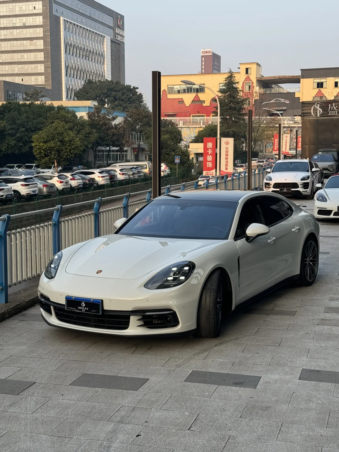 五十多万-买大满配帕拉梅拉4S！新车落地200+