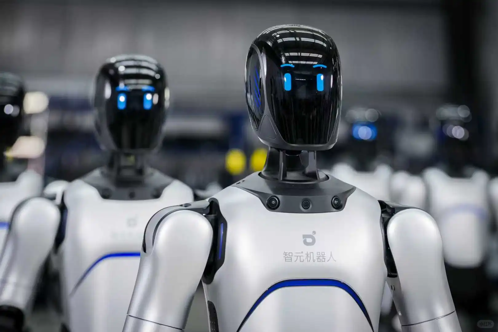 智元第5000台人形机器人下线！