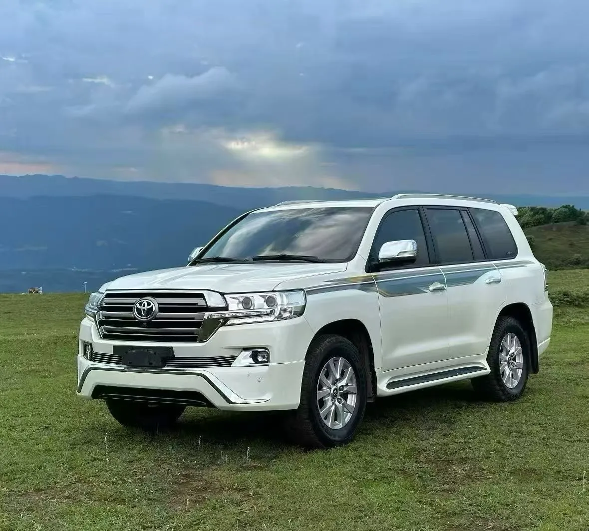 一个全是霸道酷路泽的评论区