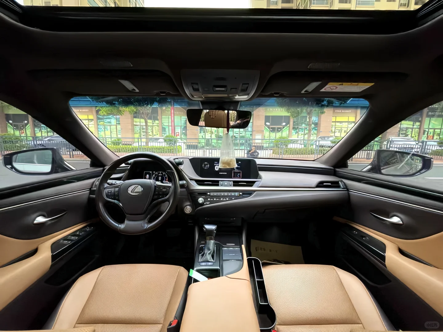 个人出自用2021年雷克萨斯ES20