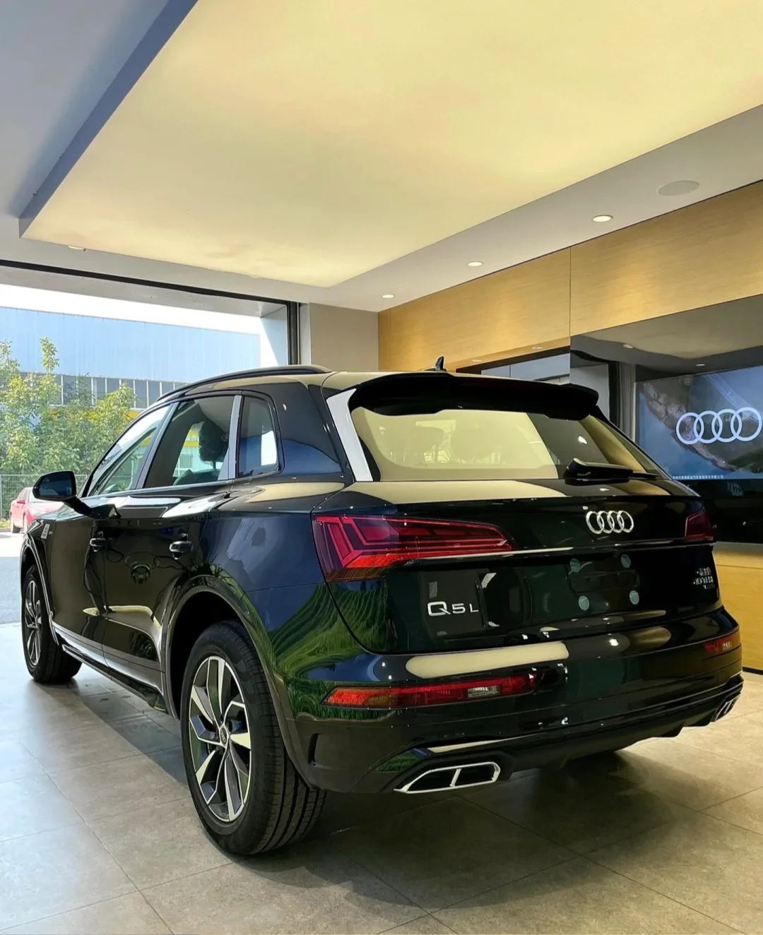 落地28万多，看了X3也看了GLC，毫无争议