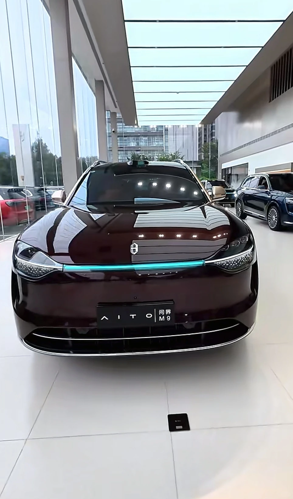 试驾问界M9 SUV 体验感拉满