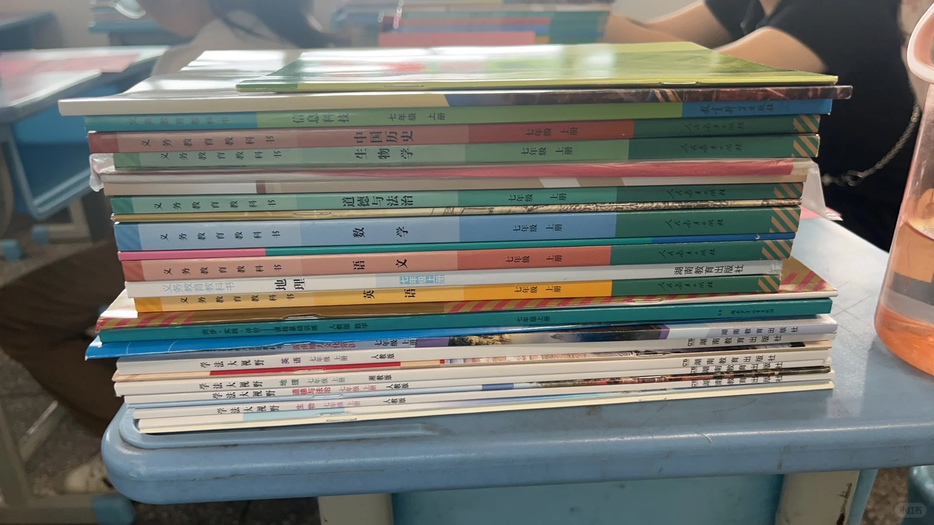 《“电”力全开，神兽归笼！》