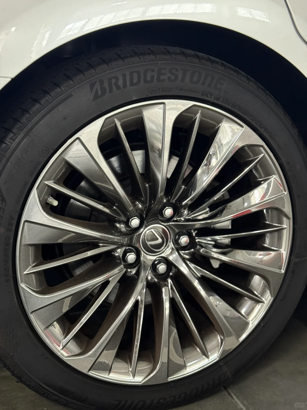 是哪位富家千金 成功人士的座驾