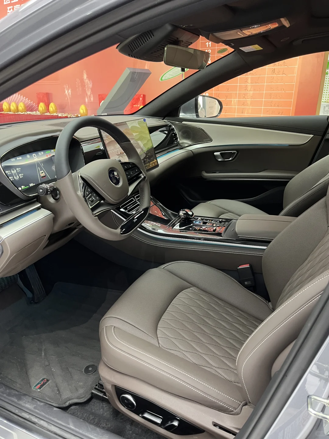 试驾比亚迪汉，心情真的很复杂……