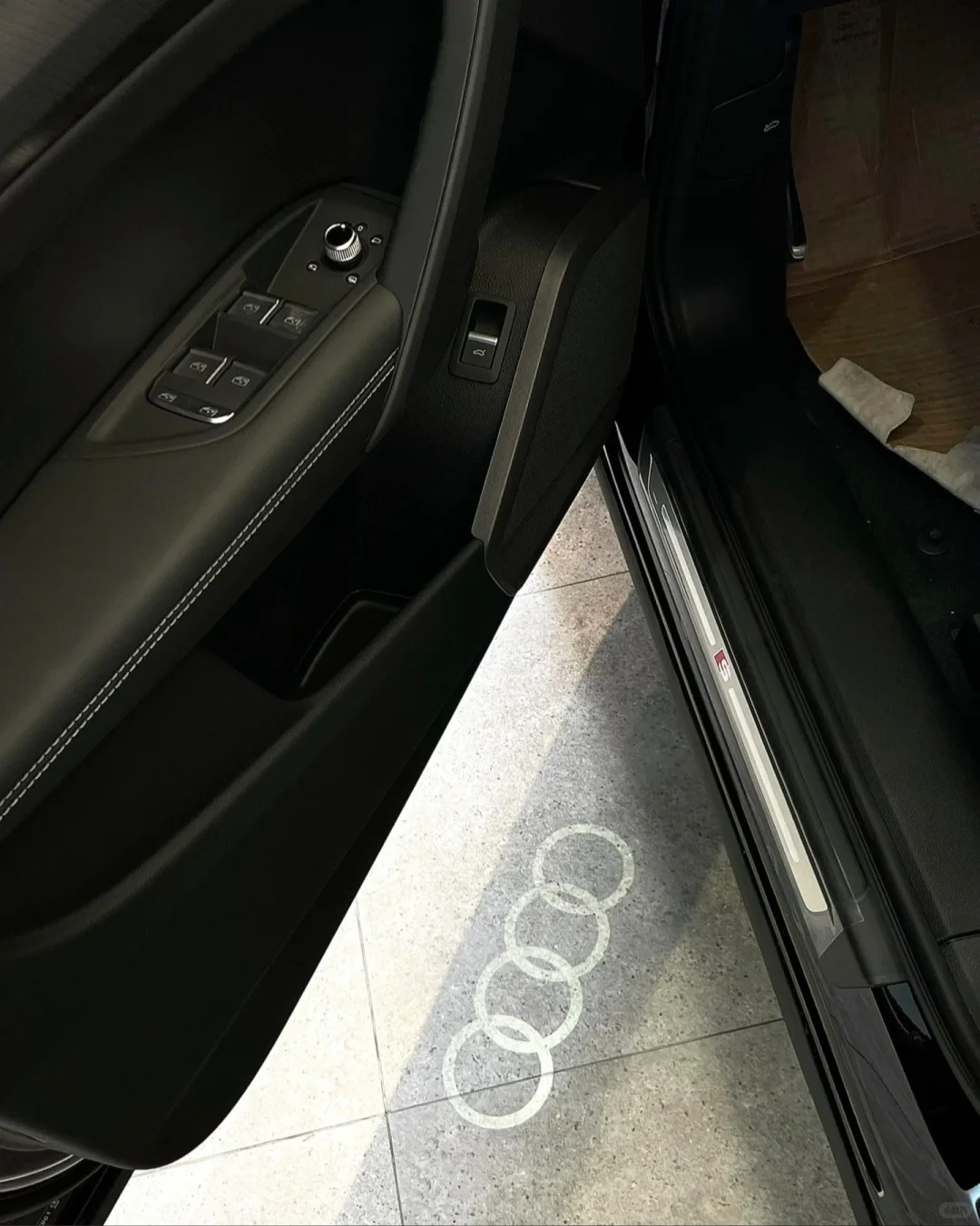 落地28万多，看了X3也看了GLC，毫无争议