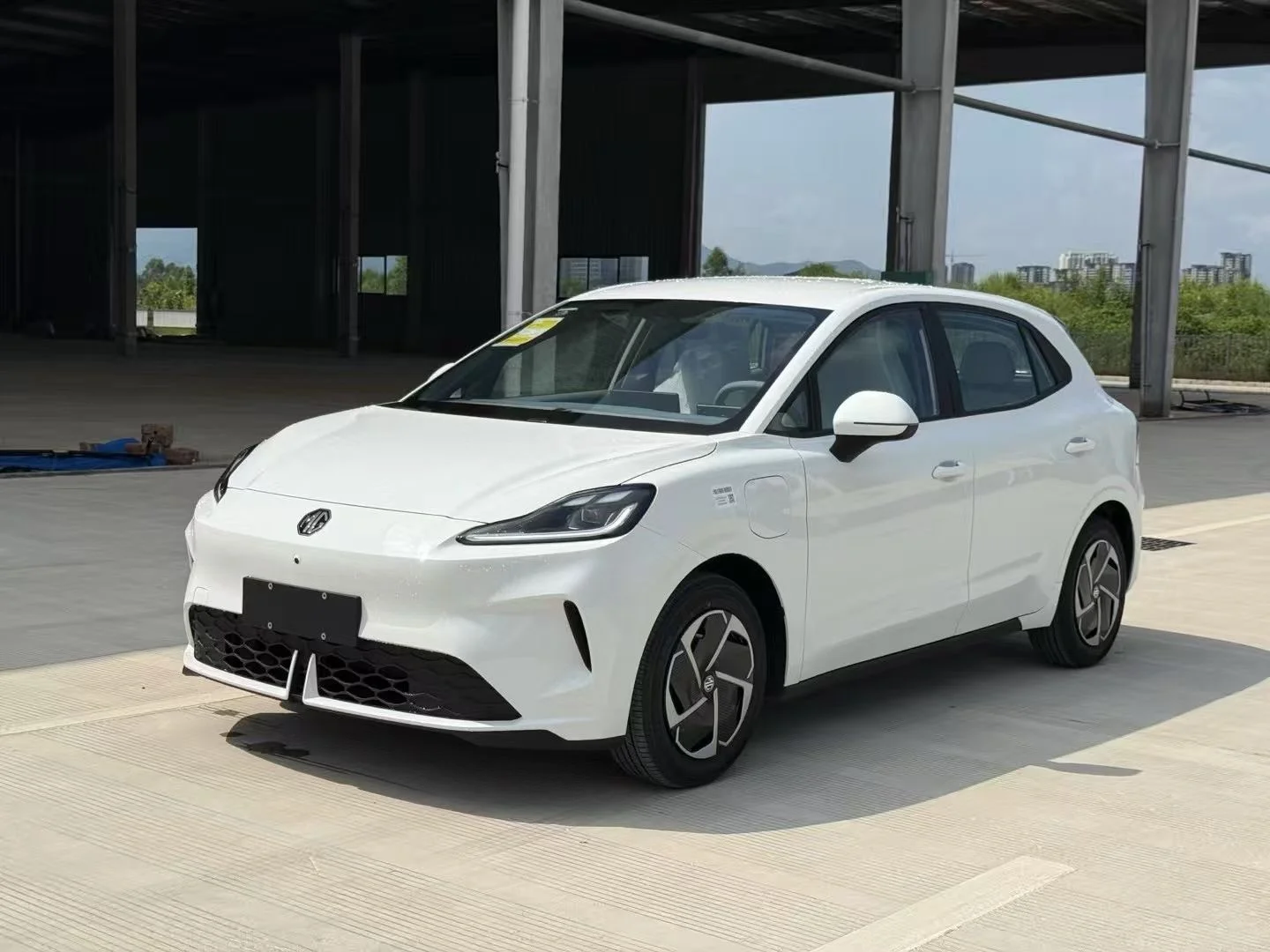 新能源小型代步车