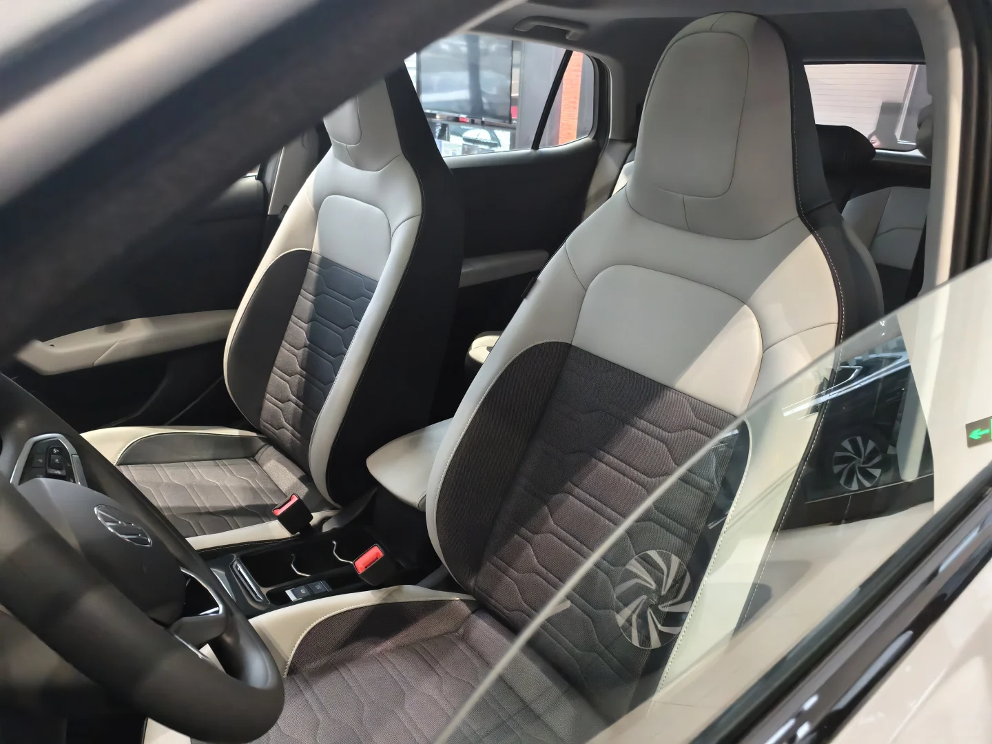 合资SUV性价比之王✨途岳新锐7.99万起