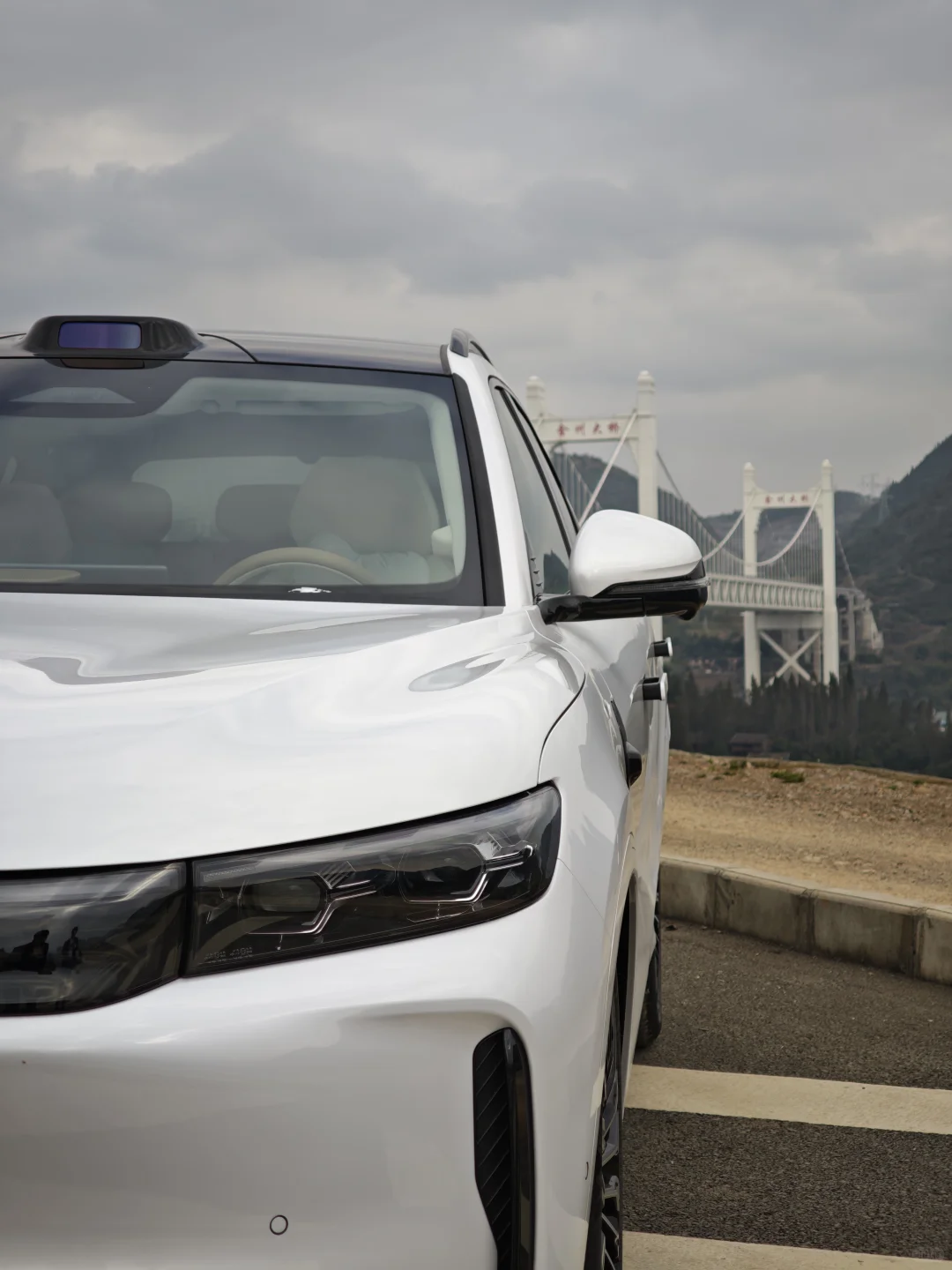 25万级华为智驾SUV天花板！岚图FREE+