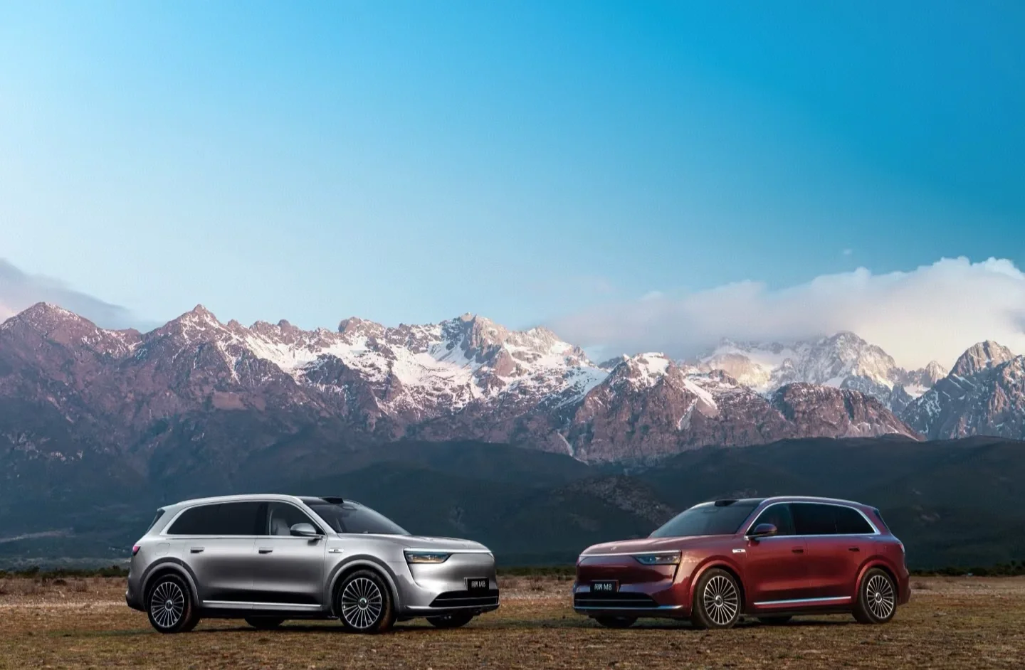 问界M8车主真心话 40万级家用suv 闭眼冲不