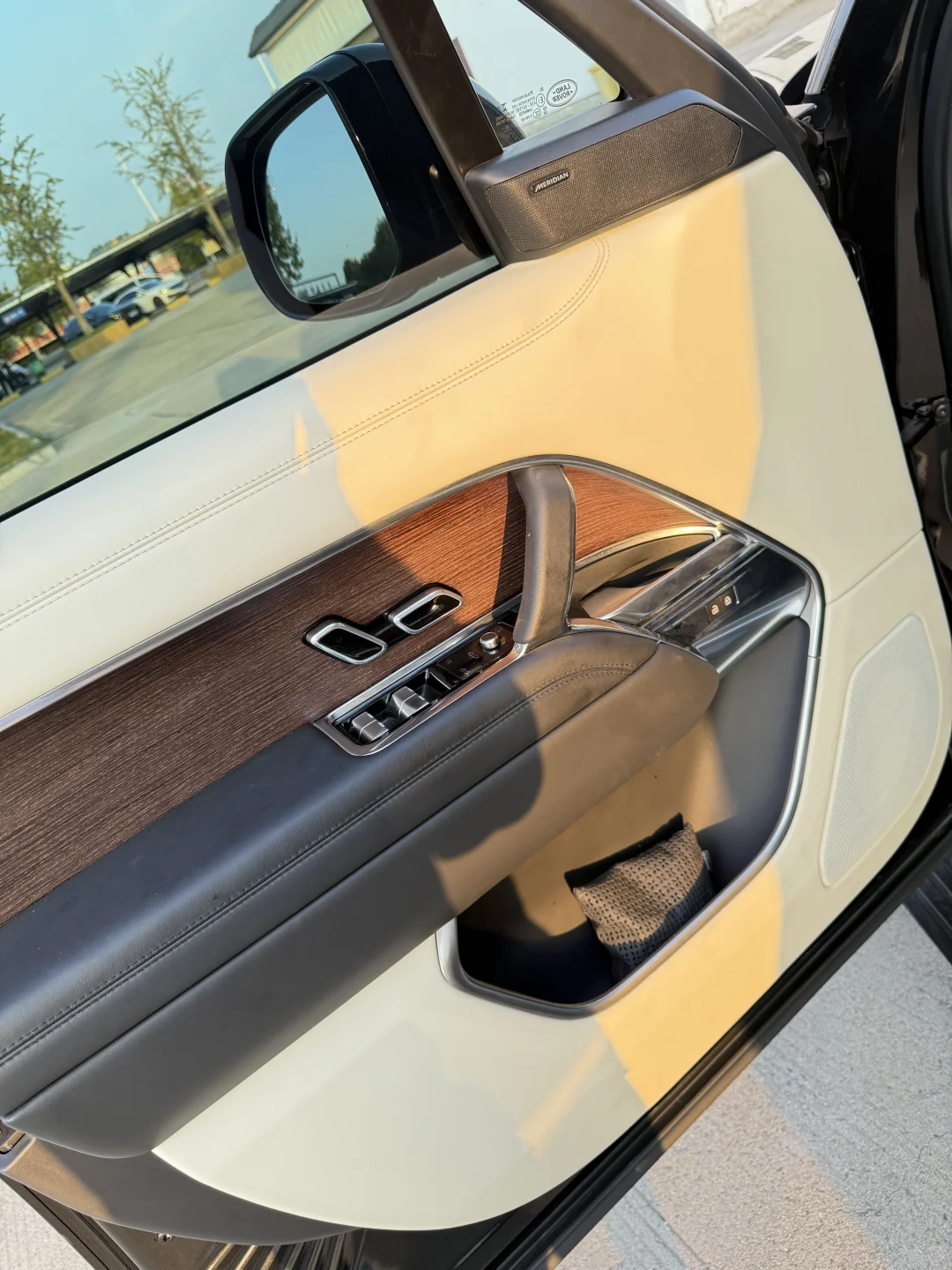 年轻气盛 路虎揽胜，年少轻狂 揽胜加长