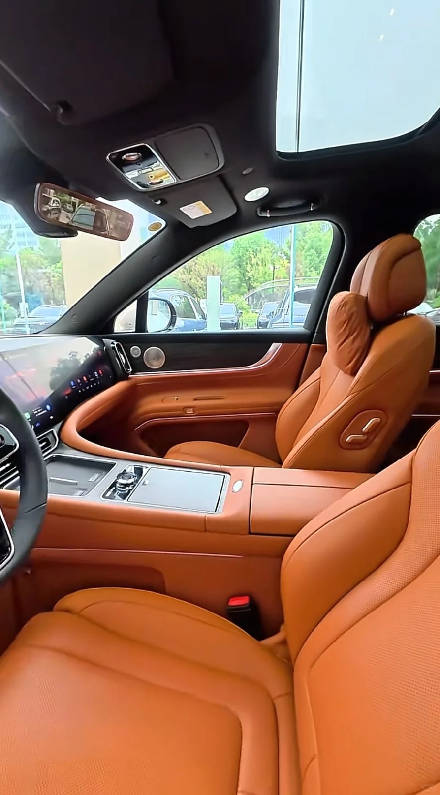 试驾问界M9 SUV 体验感拉满