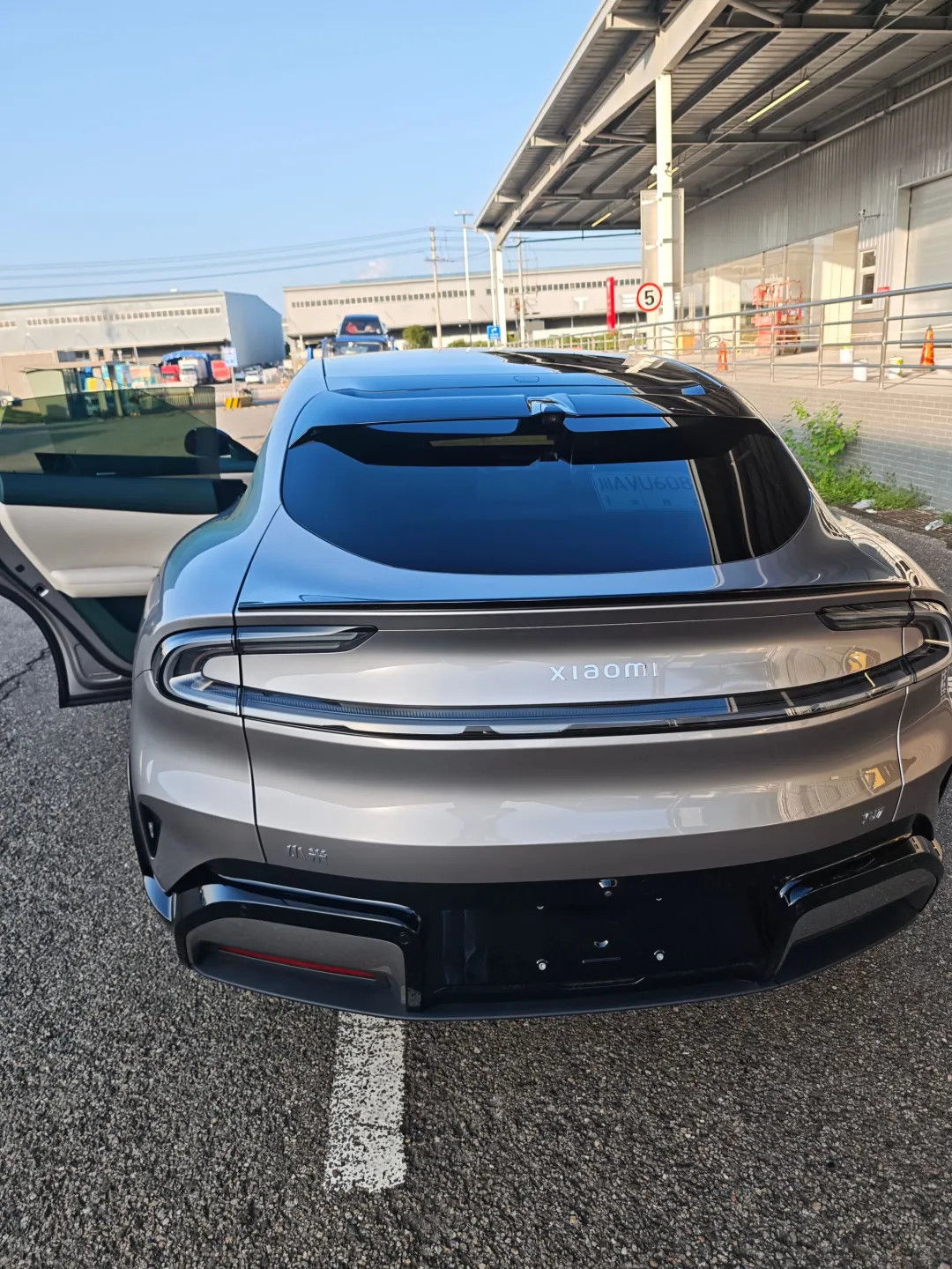 小米首款SUV YU7，成都出租！