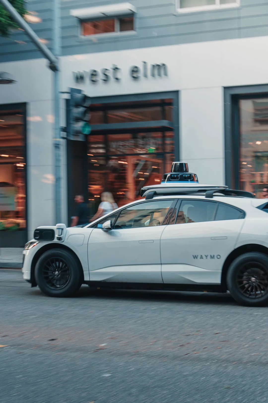 LA｜完全无人自动驾驶的Waymo出租车体验