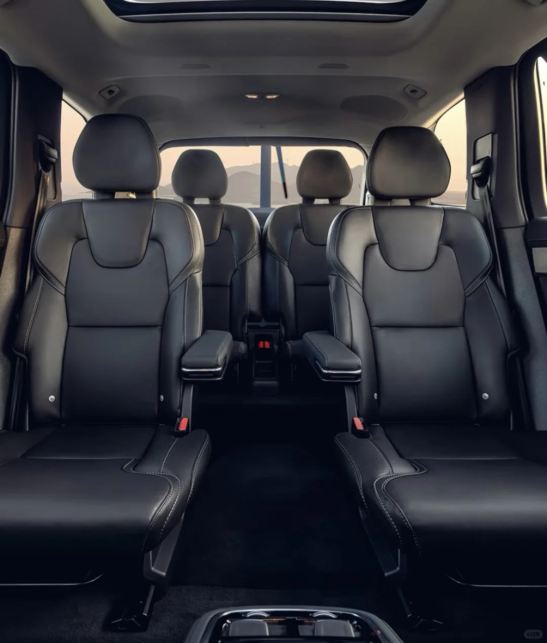 🌟预算60万拿下北欧旗舰SUV!沃尔沃XC90真实