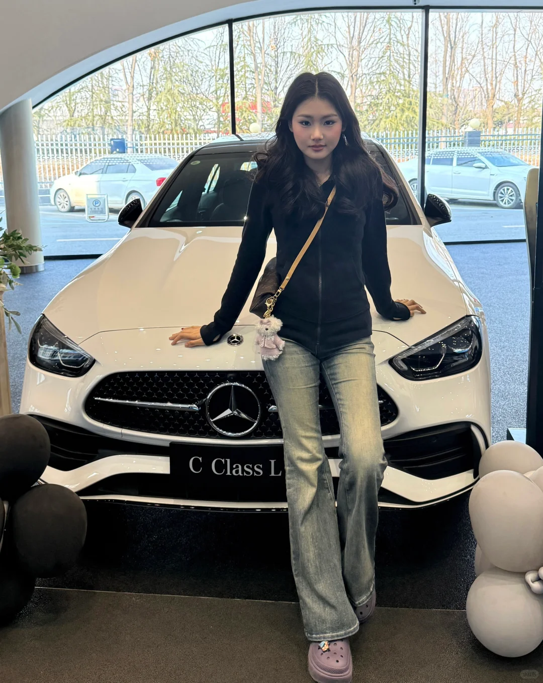 承蒙爸妈厚爱 21岁喜提新车