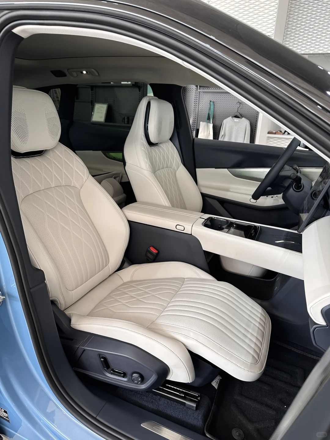 15万预算买SUV？领克08这波福利太狠了！