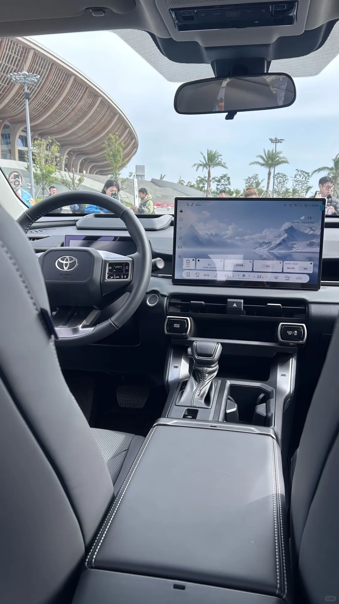  颜值实力双在线 2026威兰达家用SUV闭眼入