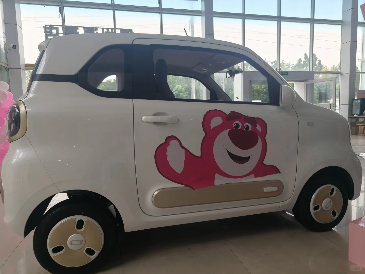 国产新能源小车，太可爱了！