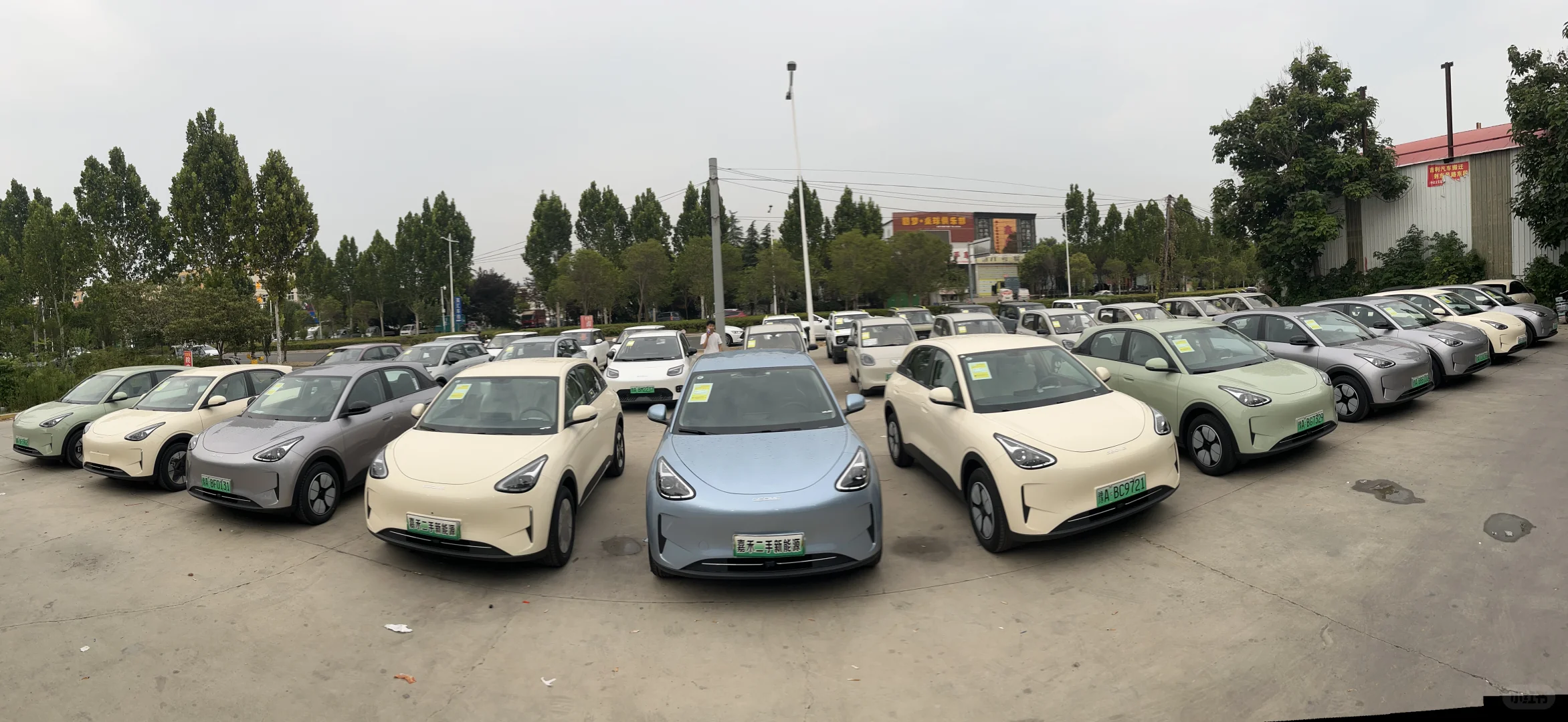 新能源小汽车1w起？