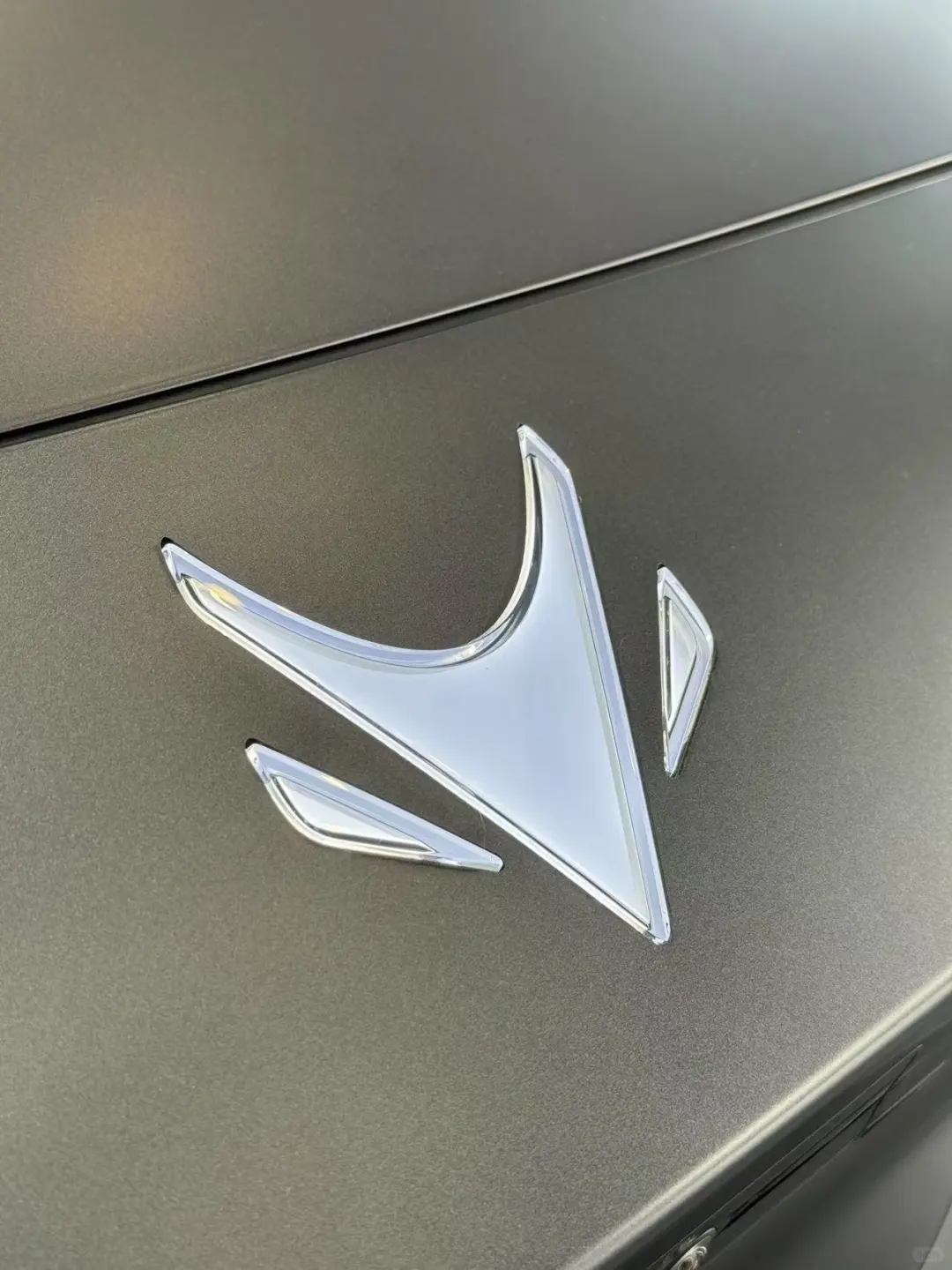 11.98适合年轻人的新能源车