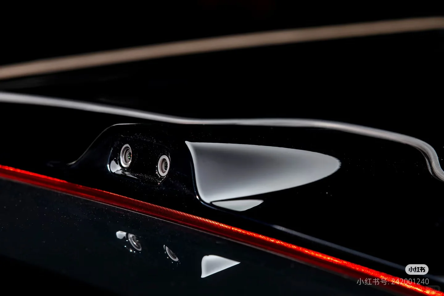 国内首款豪华智能纯电轿车来袭