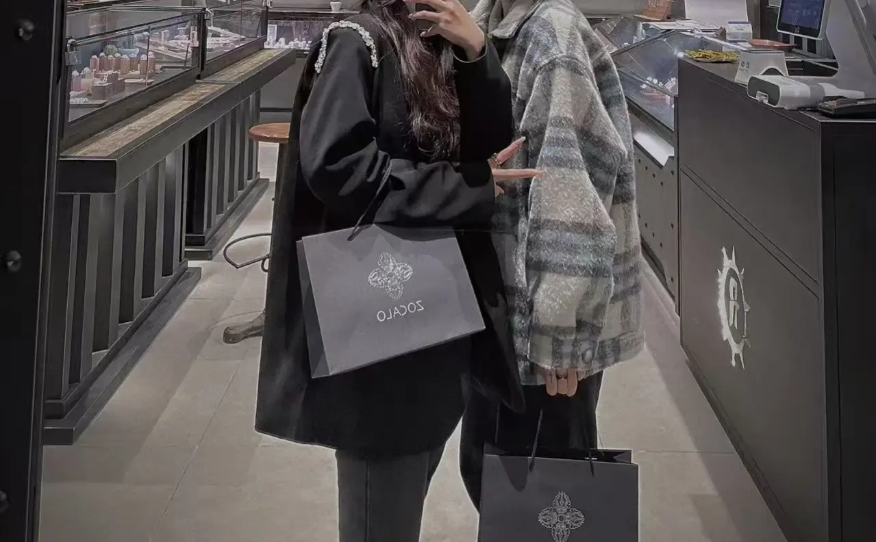 闺蜜局，体验无人驾驶！