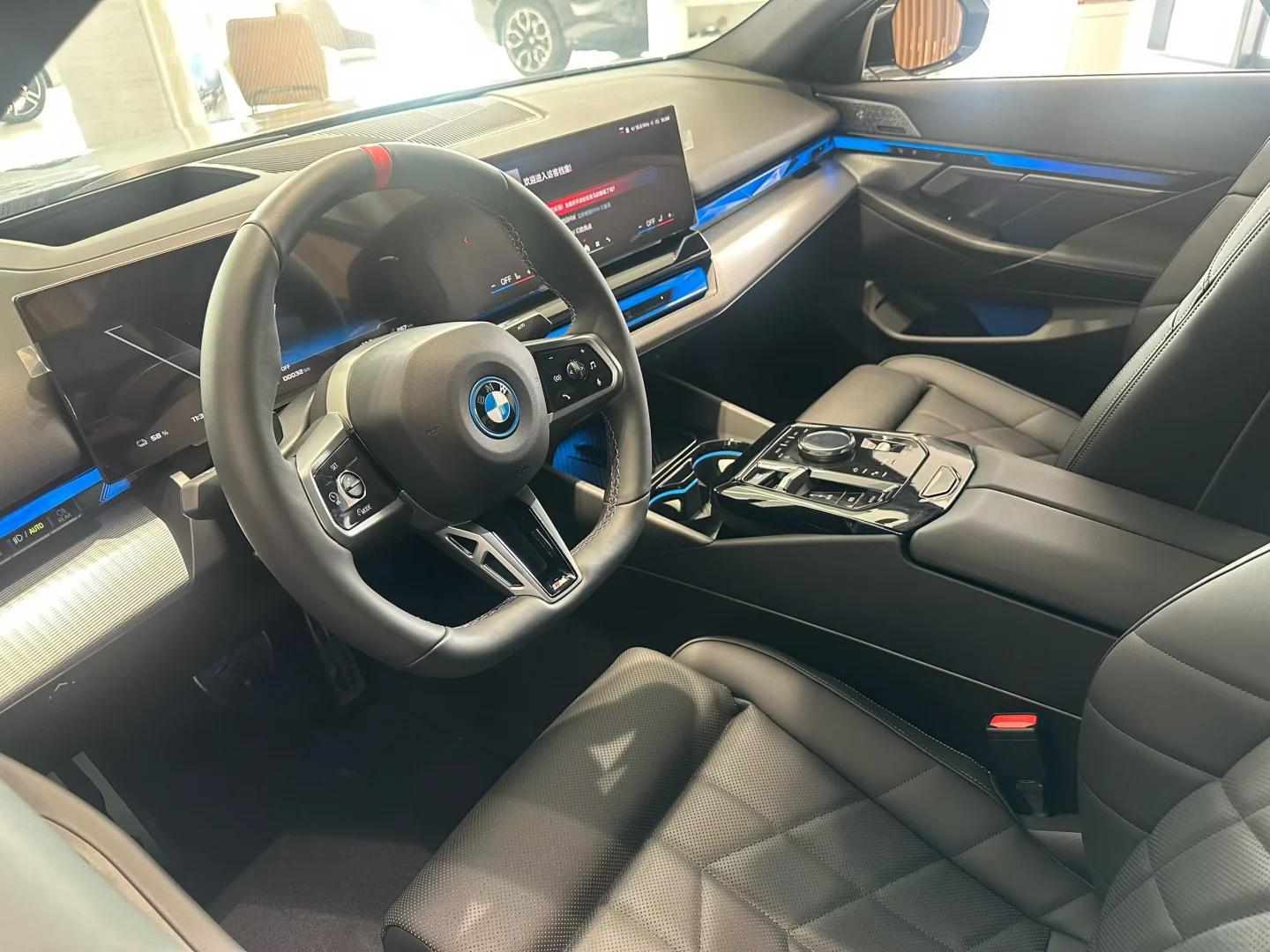 宝马i5 M60，你心动了吗？