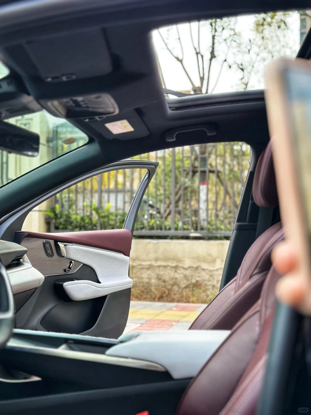 虚荣心太强 花10几万买了台豪华B级车……