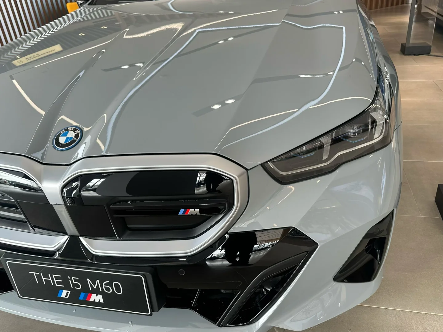 宝马i5 M60，你心动了吗？