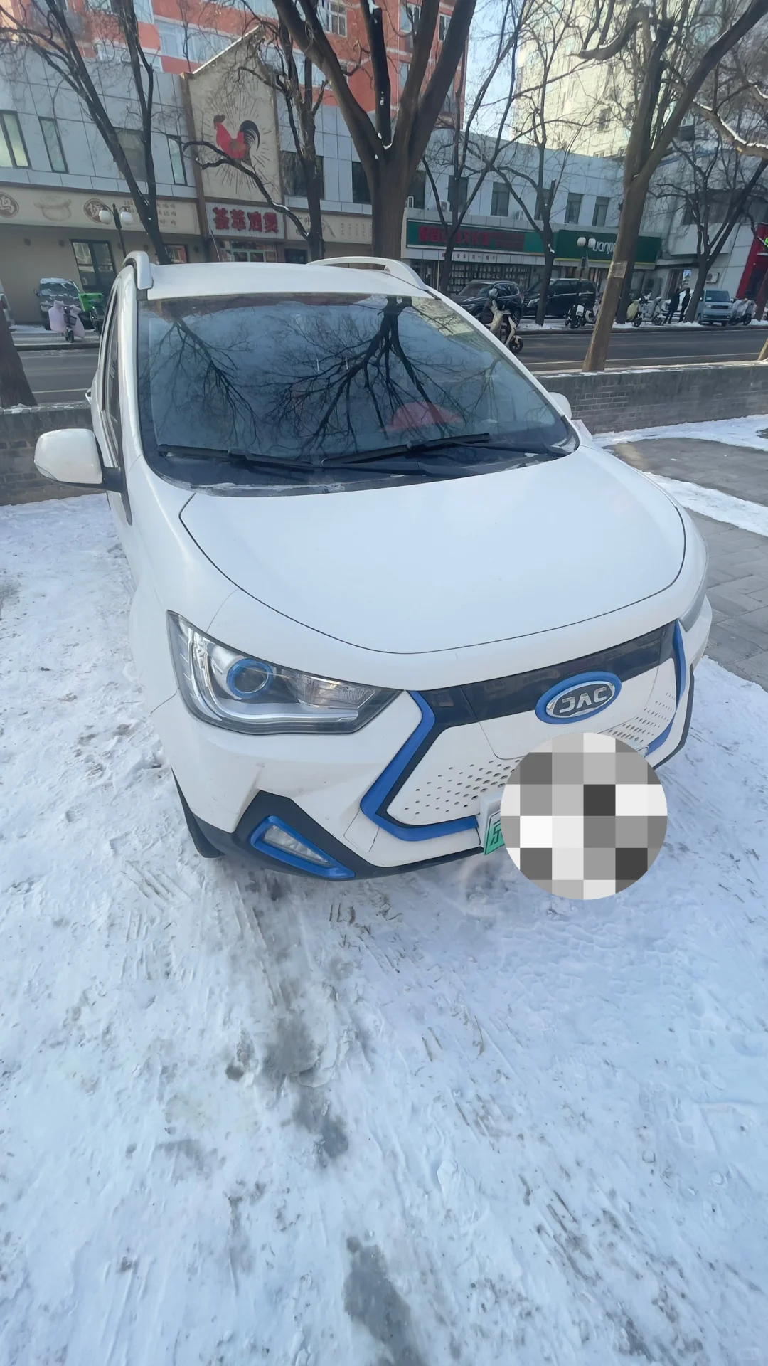 出自家江淮新能源汽车 坐标北京海淀区