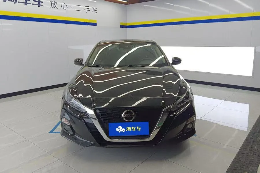 0.7万提天籁2.0T🚗 大沙发家用轿车太香了！