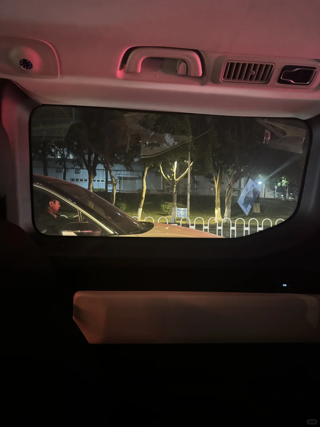 加班到深夜…体会到了无人驾驶的安全感🚕