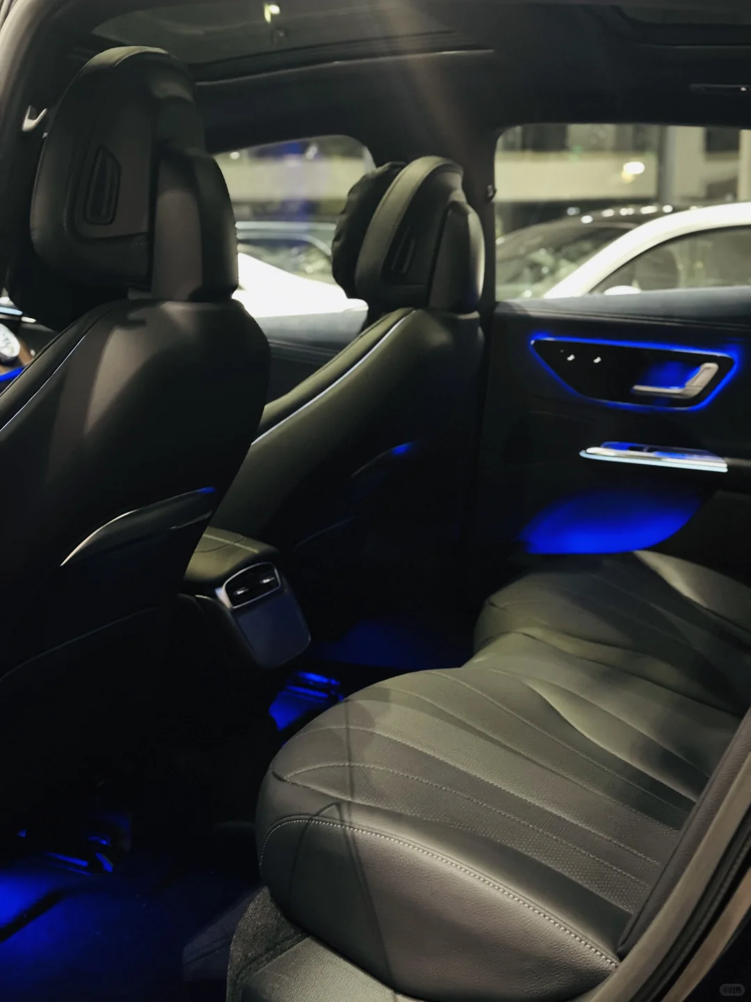 ✨ 奔驰EQE500纯电轿车✨