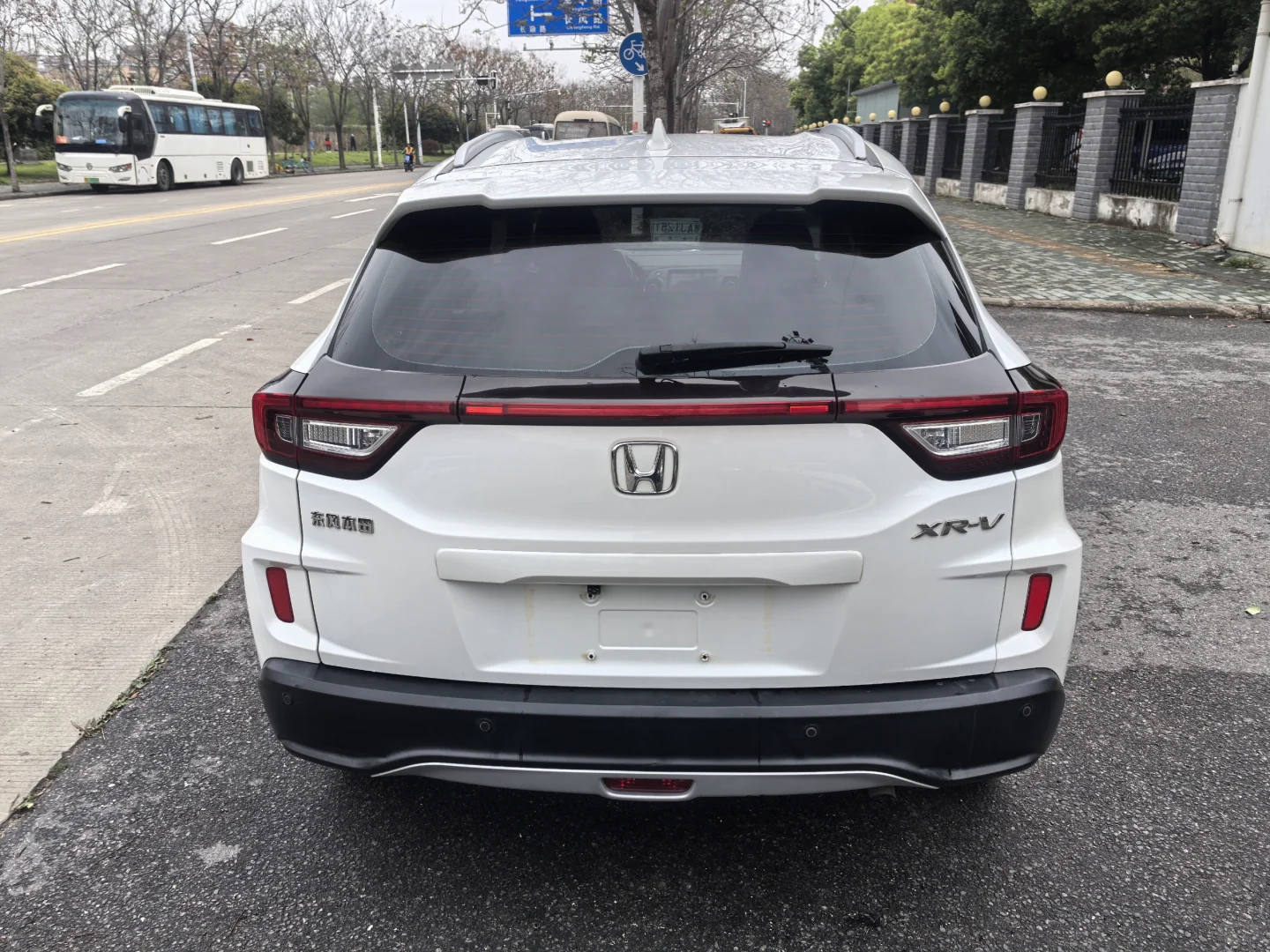 突然喜欢上了这台小型SUV…